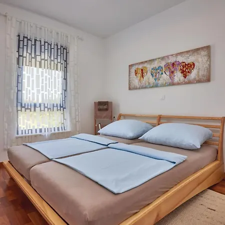 Apartamento In With House Sea View