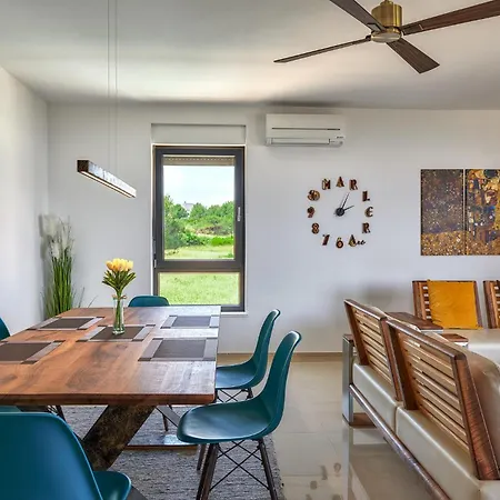 Apartamento In With House Sea View