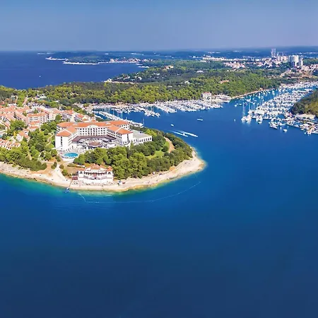 2 Bedroom Amazing In * Ližnjan